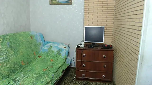 Snapshot of Alexilon chatting on February 20, 6:26 am Alexilon online show from February 20, 6:26 am