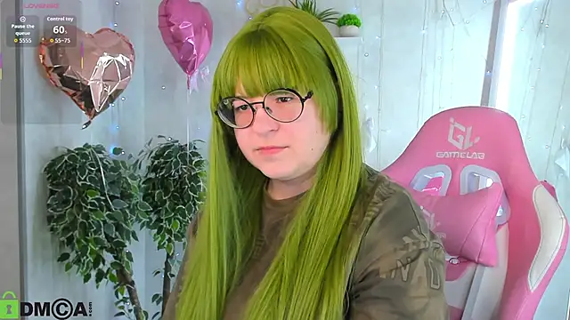 Snapshot of Michelle_Wilsson chatting on February 22, 7:40 am Michelle Wilsson online show from February 22, 7:40 am