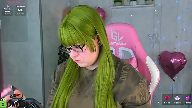 Snapshot of Michelle_Wilsson chatting on February 26, 7:40 am Michelle Wilsson online show from February 26, 7:40 am