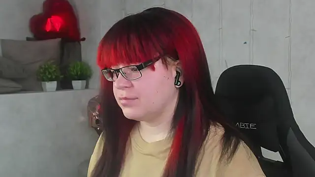 Snapshot of Michelle_Wilsson chatting on March 27, 7:47 am Michelle Wilsson online show from March 27, 7:47 am