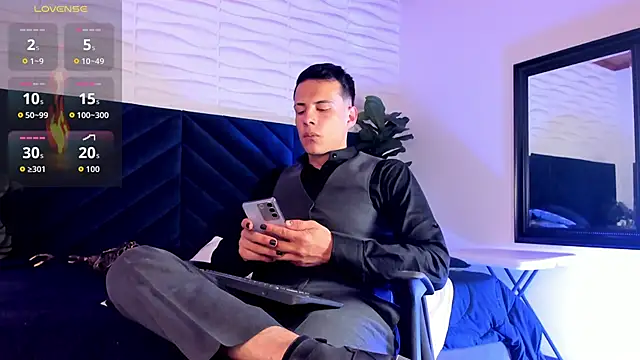 Dustin Sonne online show from October 3, 3:25 am