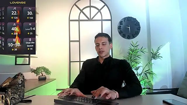 Dustin Sonne online show from October 13, 3:28 am