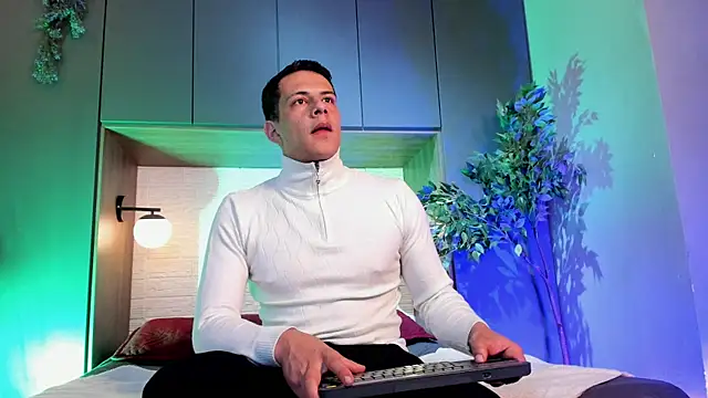 Dustin Sonne online show from January 11, 3:44 am