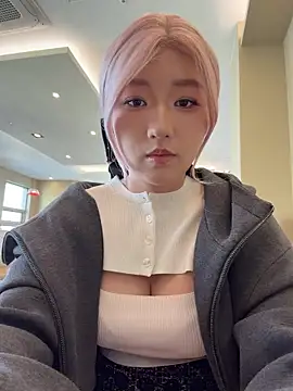 winter11 online show from March 8, 1:36 am