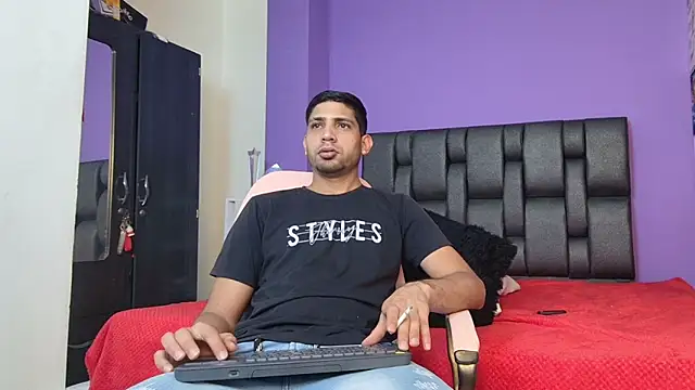 ashtoncooperr online show from September 26, 6:01 pm