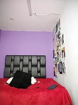 ashtoncooperr online show from September 30, 7:30 pm