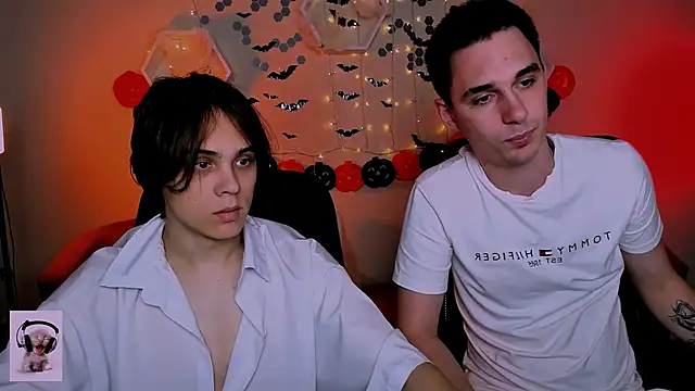 Snapshot of karl_mans chatting on October 29, 11:12 am karl mans online show from October 29, 11:12 am