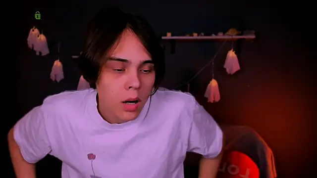 Snapshot of karl_mans chatting on November 1, 10:17 am karl mans online show from November 1, 10:17 am