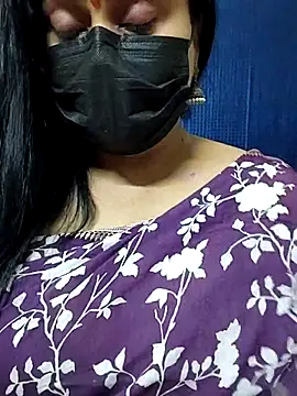 Snapshot of honey-flower chatting on October 11, 7:29 am honey-flower online show from October 11, 7:29 am