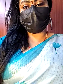 Snapshot of honey-flower chatting on October 15, 12:38 pm honey-flower online show from October 15, 12:38 pm