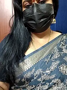 Snapshot of honey-flower chatting on October 18, 9:04 pm honey-flower online show from October 18, 9:04 pm