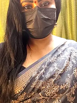 Snapshot of honey-flower chatting on October 29, 5:53 am honey-flower online show from October 29, 5:53 am