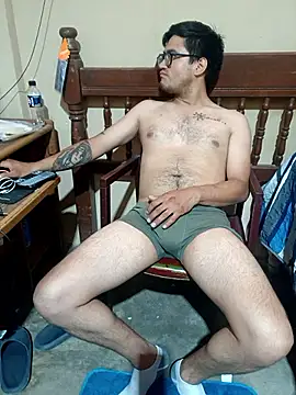 Snapshot of Single_lagunero chatting on May 7, 6:13 pm Single lagunero online show from May 7, 6:13 pm