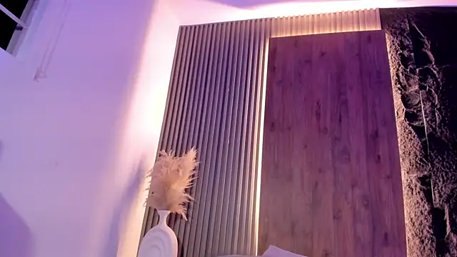 evelin lopezz online show from October 29, 2:25 am