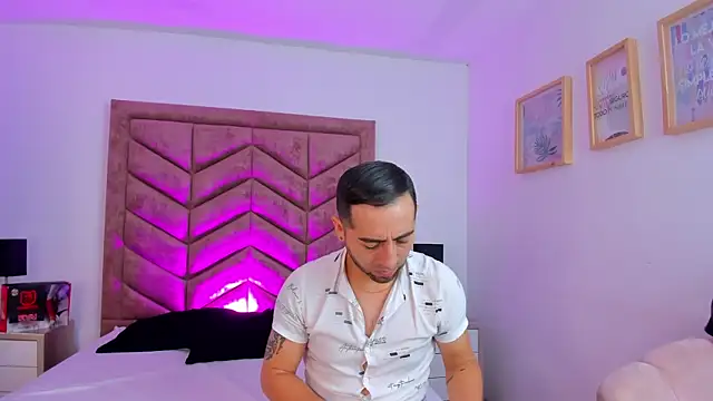 Lushian  online show from September 18, 3:14 pm