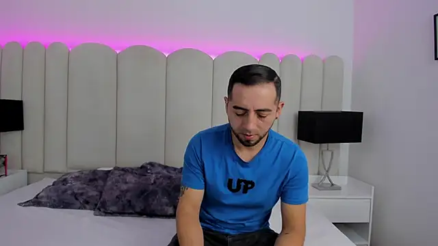 Lushian  online show from November 8, 9:57 pm