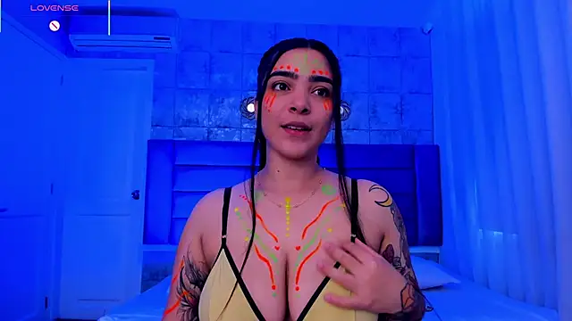 KamilaBetancourt online show from May 12, 2:03 pm