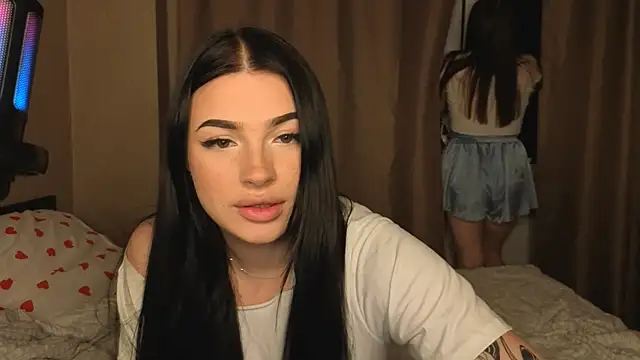 Snapshot of honey_____bunny chatting on October 23, 3:33 pm honey     bunny online show from October 23, 3:33 pm