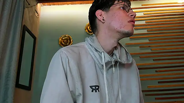 david huge online show from October 21, 1:23 pm