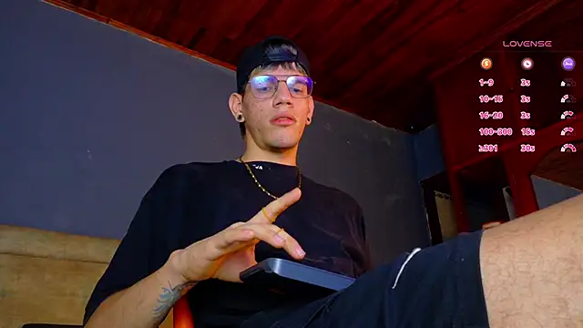 david huge online show from November 16, 1:33 am