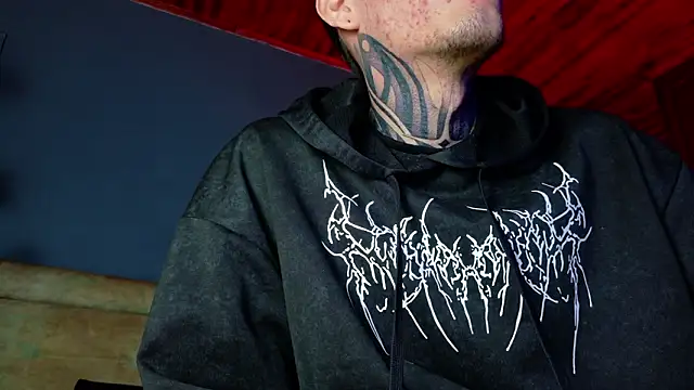 Snapshot of david_huge chatting on February 14, 2:19 am david huge online show from February 14, 2:19 am