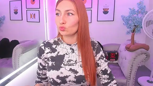 Snapshot of Alicia_leclair chatting on September 28, 11:48 am Alicia leclair online show from September 28, 11:48 am