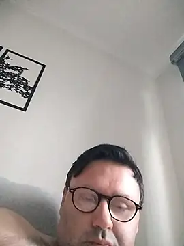 LeoMaduroSP online show from October 26, 8:15 pm