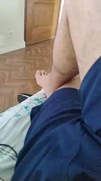 Snapshot of LeoMaduroSP chatting on March 24, 2:44 pm LeoMaduroSP online show from March 24, 2:44 pm