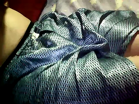 Snapshot of 20cmloiro chatting on March 30, 4:52 pm 20cmloiro online show from March 30, 4:52 pm