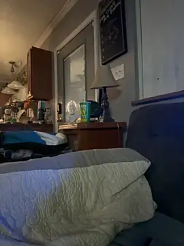 Snapshot of Integrityofsin chatting on October 6, 4:10 am Integrityofsin online show from October 6, 4:10 am