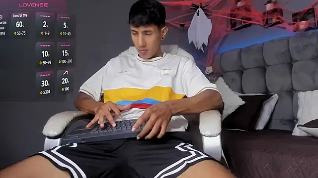 Juan zabala online show from October 10, 11:42 am