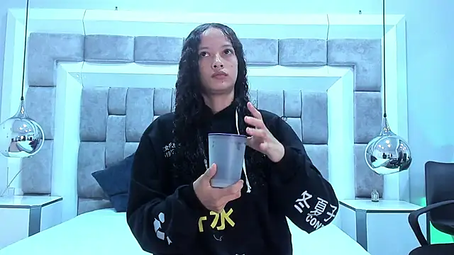 Snapshot of JuliettaBleer chatting on September 20, 11:55 am JuliettaBleer online show from September 20, 11:55 am