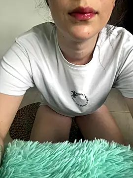 Snapshot of Megan_colsom chatting on November 27, 3:03 pm Megan colsom online show from November 27, 3:03 pm