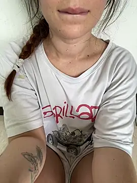 Snapshot of Megan_colsom chatting on January 18, 6:12 pm Megan colsom online show from January 18, 6:12 pm