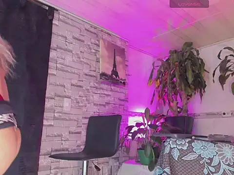 nazareth bigcocksexy online show from May 13, 10:49 pm