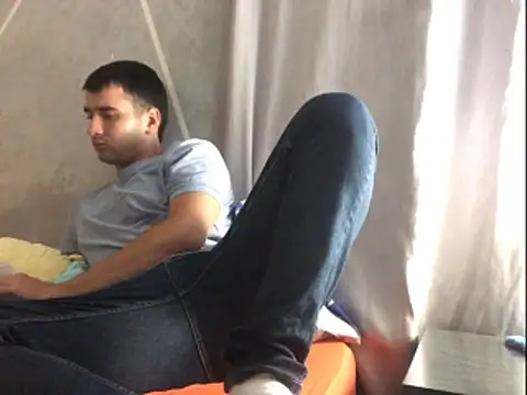 Cesar Augusto online show from March 30, 1:06 am