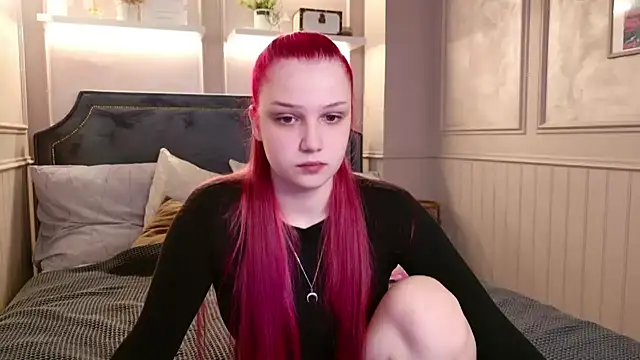 Wilda Foster online show from October 2, 5:47 am