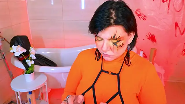 Snapshot of bluelunaray chatting on October 23, 10:03 am bluelunaray online show from October 23, 10:03 am