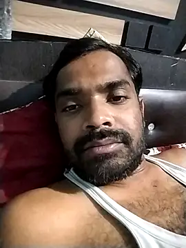 Snapshot of sanjusonk2025 chatting on April 2, 6:05 pm sanjusonk2025 online show from April 2, 6:05 pm