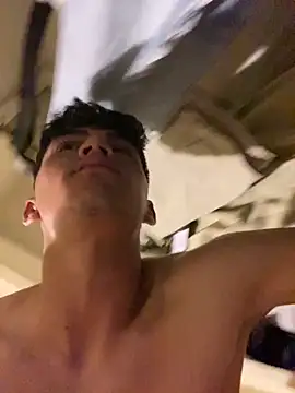 BadboyXXXMZ online show from May 29, 2:31 am