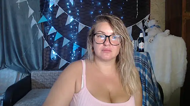 NikaSkylink online show from September 26, 3:21 am