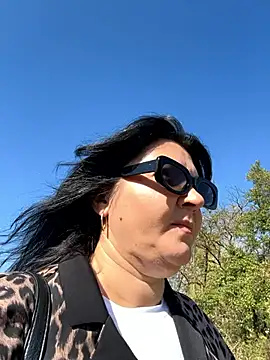 Snapshot of Liza_Will chatting on September 22, 7:32 am Liza Will online show from September 22, 7:32 am