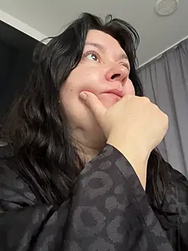 Snapshot of Liza_Will chatting on February 14, 7:05 am Liza Will online show from February 14, 7:05 am