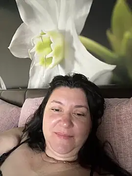 Snapshot of Liza_Will chatting on March 30, 5:41 am Liza Will online show from March 30, 5:41 am