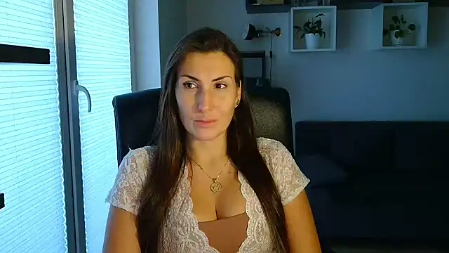 DonnaAmore online show from October 12, 3:22 pm