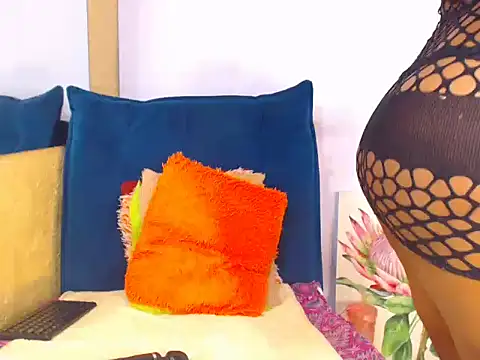 SexyScarlet101 online show from December 1, 6:57 pm