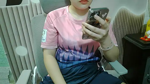 Emachiii online show from September 23, 12:24 am