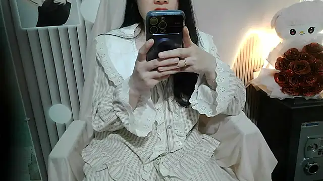 Emachiii online show from November 13, 12:48 pm