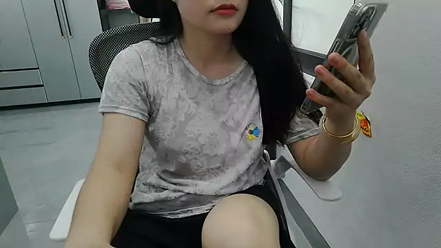 Emachiii online show from May 14, 1:12 am
