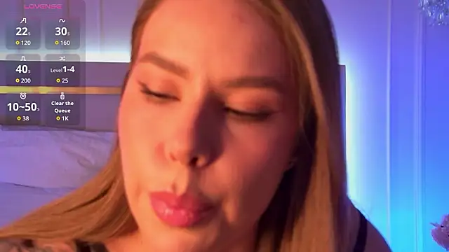 Ashley Roys online show from January 19, 12:20 pm